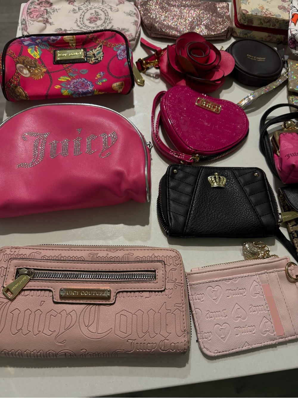 Accessories bundle - Picture 2 of 4